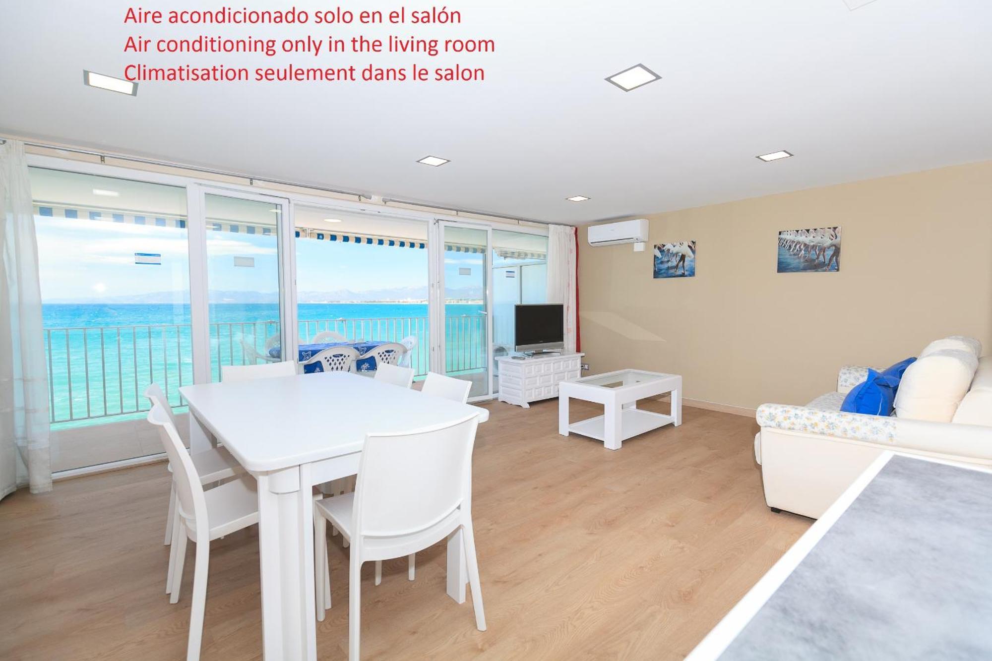 Uhc Acantilados Family Apartments Salou Luaran gambar