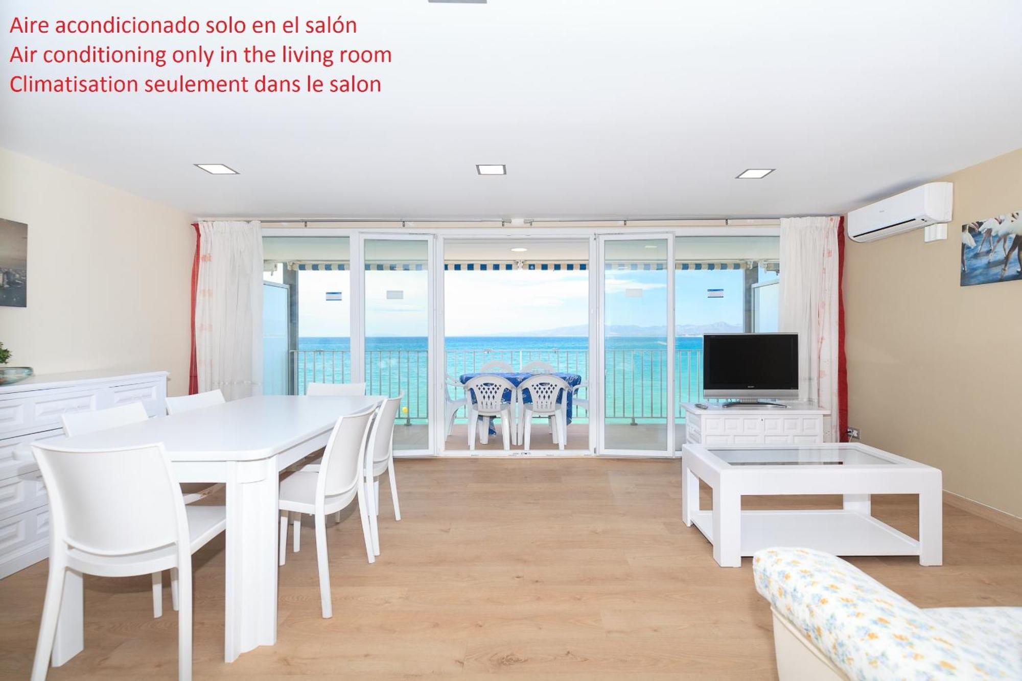 Uhc Acantilados Family Apartments Salou Luaran gambar