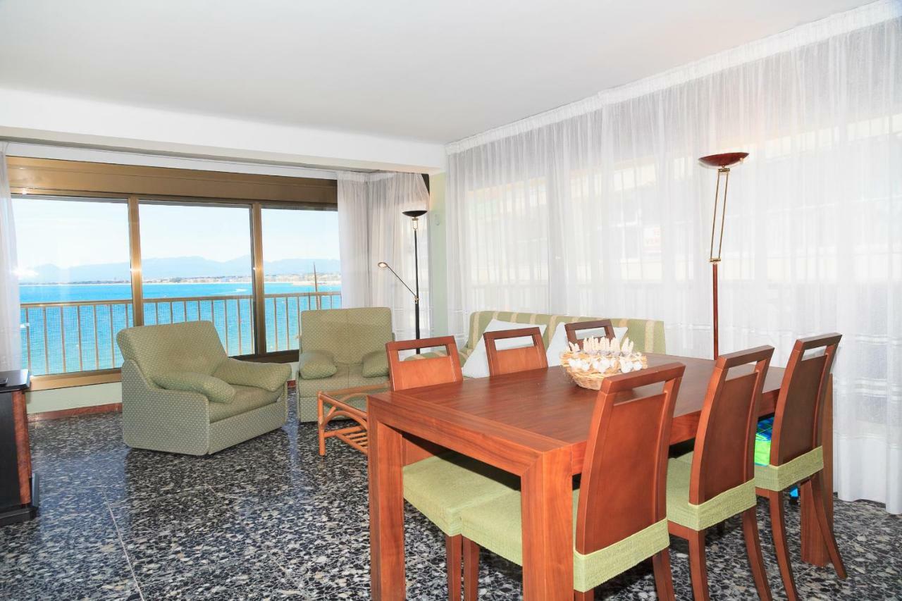 Uhc Acantilados Family Apartments Salou Luaran gambar