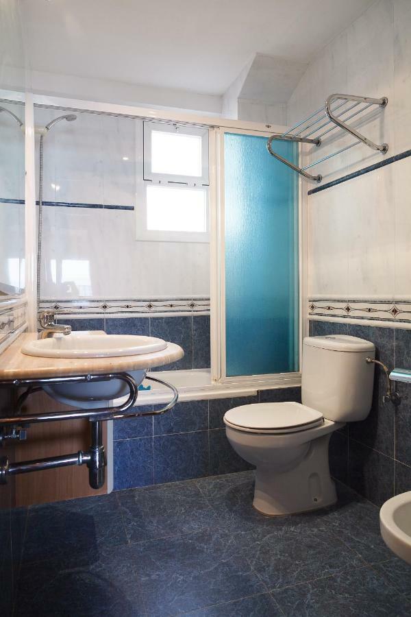 Uhc Acantilados Family Apartments Salou Luaran gambar